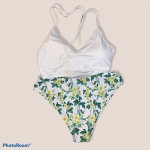 ZAFUL Daisy Print Scalloped Lace-up Tankini